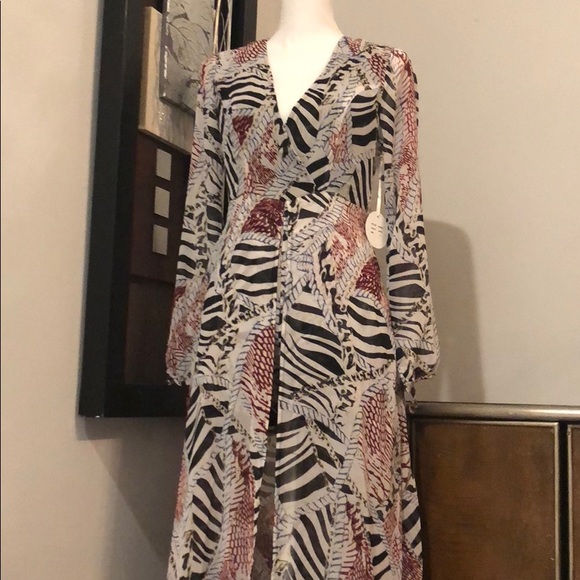 Stunning Maxi a Romper - Picture 7 of 8